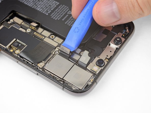 iPhone XS Rear-Facing Cameras Replacement