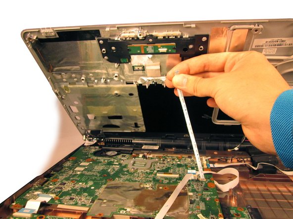 HP G71t-300 Cooling Fan Replacement: crwdns2935265:09crwdnd2935265:02crwdnd2935265:02crwdne2935265:0