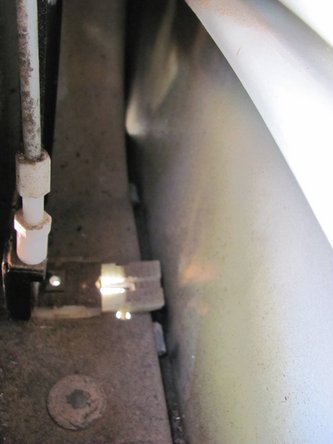 2001-2006 Mini Cooper Lock Actuator Replacement: crwdns2935265:07crwdnd2935265:02crwdnd2935265:02crwdne2935265:0