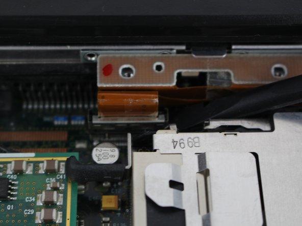 IBM ThinkPad 600E Display Replacement: crwdns2935265:012crwdnd2935265:03crwdnd2935265:03crwdne2935265:0