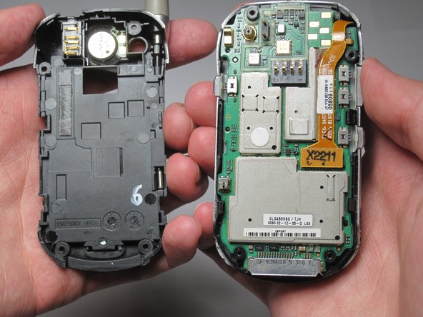 Motorola V276 Headphone Jack Replacement: crwdns2935265:06crwdnd2935265:03crwdnd2935265:03crwdne2935265:0