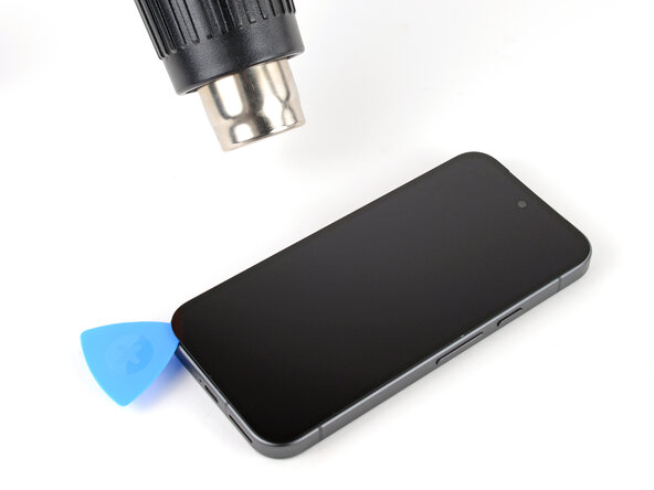 Google Pixel 9a Screen Replacement, Heat the left edge: crwdns2935265:013crwdnd2935265:02crwdnd2935265:03crwdne2935265:0