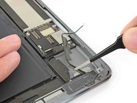 iPad Air Wi-Fi Right Antenna Replacement