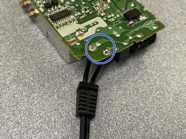 Nintendo 64 Power Supply Power Cable Replacement: crwdns2935265:09crwdnd2935265:02crwdnd2935265:02crwdne2935265:0