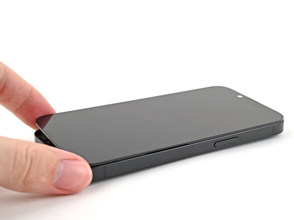 iPhone 16e Screen Replacement