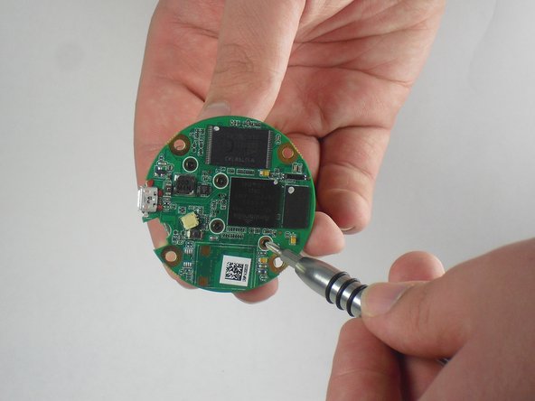 Nest Dropcam Pro Micro-USB Port Replacement: crwdns2935265:06crwdnd2935265:02crwdnd2935265:02crwdne2935265:0