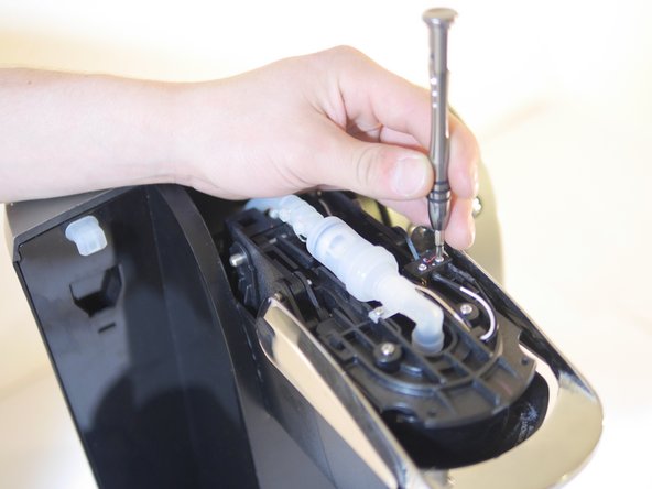 Keurig K70 Limit Switch Replacement: crwdns2935265:04crwdnd2935265:02crwdnd2935265:02crwdne2935265:0