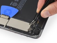 iPad 5 LTE Logic Board Replacement
