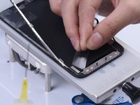 iPhone 12 Screen Refurbishment