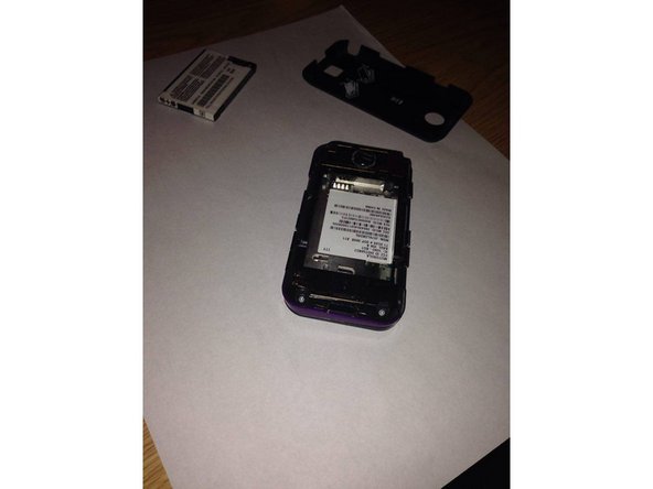 Motorola Rival Battery Replacement: crwdns2935265:04crwdnd2935265:02crwdnd2935265:02crwdne2935265:0