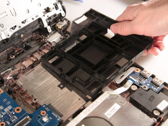 Gateway NE52203u Optical Drive Replacement, Optical Drive: crwdns2935265:09crwdnd2935265:02crwdnd2935265:03crwdne2935265:0