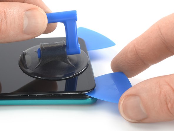 Redmi Note 9 Pro Screen Replacement, Slice the adhesive: crwdns2935265:019crwdnd2935265:02crwdnd2935265:02crwdne2935265:0
