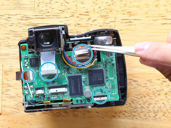 Kodak EasyShare DX7590 Teardown, Main board removal: crwdns2935265:07crwdnd2935265:03crwdnd2935265:03crwdne2935265:0