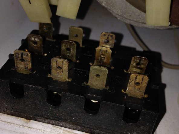 Gaggia Coffee Teardown: step 3, image 2 of 3