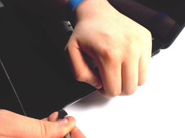 HP Pavilion 17 TS Cooling Fan Replacement, Front Cover: crwdns2935265:08crwdnd2935265:03crwdnd2935265:03crwdne2935265:0