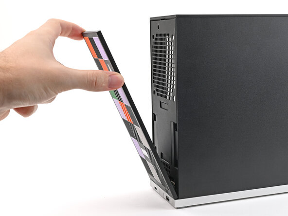 Framework Desktop Front Panel Replacement, Remove the Front Panel: crwdns2935265:01crwdnd2935265:02crwdnd2935265:03crwdne2935265:0