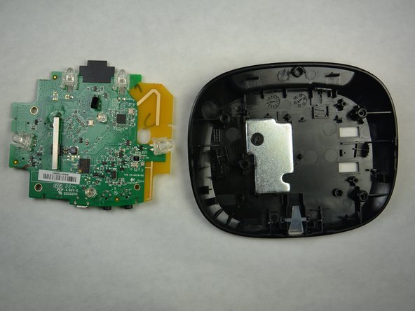 Logitech Harmony Smart Control Charging Port Replacement: crwdns2935265:05crwdnd2935265:03crwdnd2935265:03crwdne2935265:0