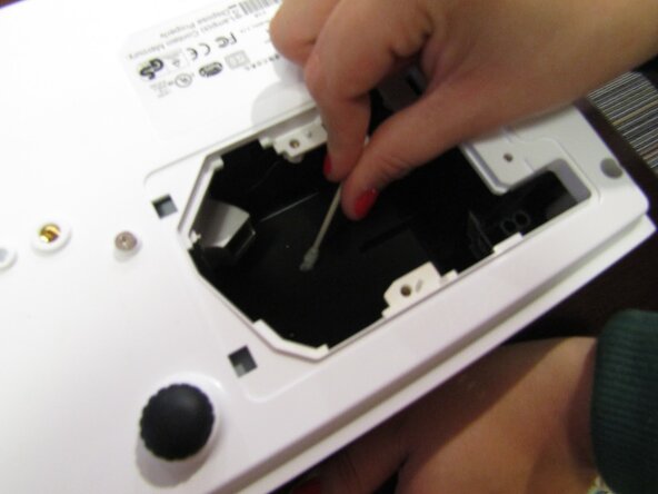 Optoma PRO360W Bulb Replacement: crwdns2935265:05crwdnd2935265:01crwdnd2935265:01crwdne2935265:0