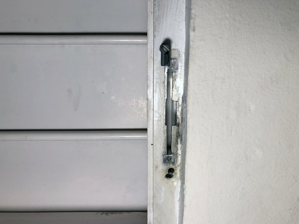 Window Operator Link Replacement: step 3, image 3 of 3