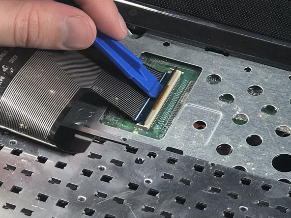 HP Pavilion g7-2023cl Upper Case Assembly Replacement: crwdns2935265:017crwdnd2935265:03crwdnd2935265:03crwdne2935265:0