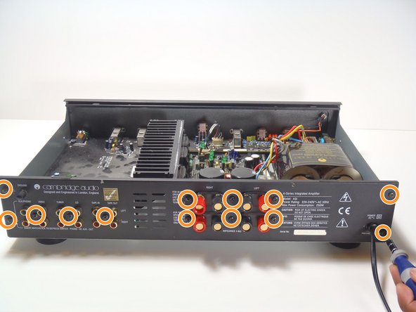 Disassembling Cambridge Audio A3i Case: crwdns2935265:03crwdnd2935265:02crwdnd2935265:02crwdne2935265:0