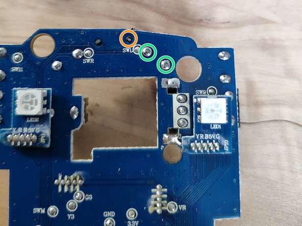 Roccat Tyon omron switch Replacement, remove the old omron switch: crwdns2935265:07crwdnd2935265:02crwdnd2935265:02crwdne2935265:0