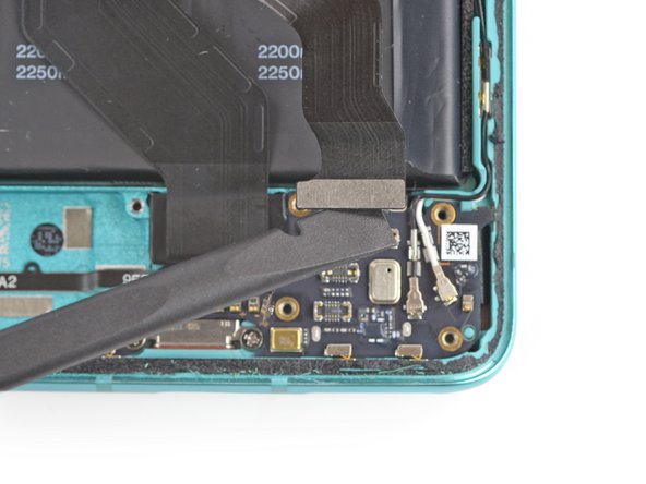 OnePlus 8T Screen Replacement, Disconnect the interconnect cable: 手順 17、 2の画像 2
