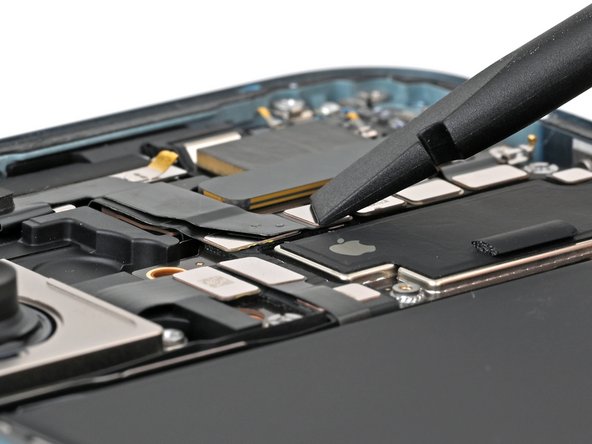 iPhone 16 Plus Front Camera Assembly Replacement, Connect the front camera assembly: crwdns2935265:027crwdnd2935265:03crwdnd2935265:03crwdne2935265:0