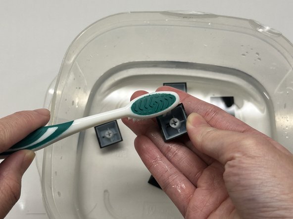 How to Deep Clean a Mechanical Keyboard: crwdns2935265:06crwdnd2935265:02crwdnd2935265:02crwdne2935265:0