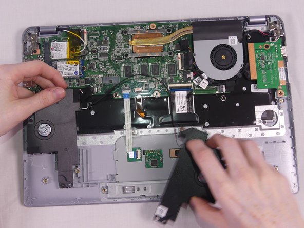 Toshiba CB35-C3300 Chromebook 2 Speakers: crwdns2935265:011crwdnd2935265:02crwdnd2935265:03crwdne2935265:0