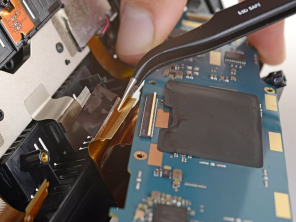 HTC Vive Cosmos Motherboard Replacement: crwdns2935265:043crwdnd2935265:03crwdnd2935265:03crwdne2935265:0