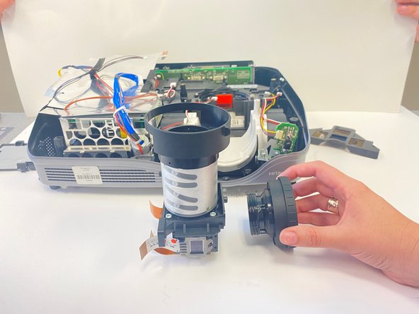 Hitachi CP-X440 Lens Replacement: crwdns2935265:012crwdnd2935265:02crwdnd2935265:02crwdne2935265:0