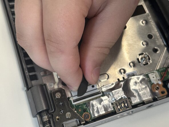 Acer Swift X N20C12 I/O Board Replacement: crwdns2935265:04crwdnd2935265:01crwdnd2935265:02crwdne2935265:0