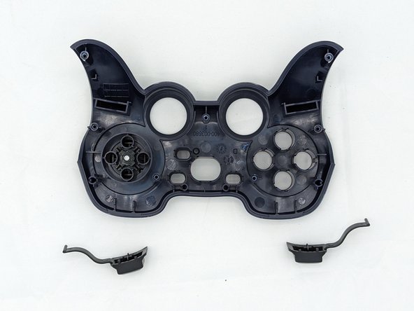 Logitech Gamepad F310 Bumpers Replacement, Bumpers: crwdns2935265:04crwdnd2935265:02crwdnd2935265:02crwdne2935265:0