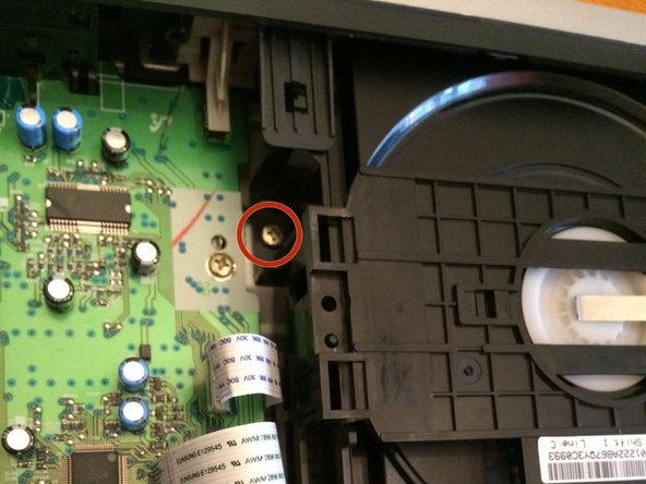 Samsung DVD-HD850 Player Power Button Replacement, Removing The Screws: crwdns2935265:06crwdnd2935265:02crwdnd2935265:03crwdne2935265:0