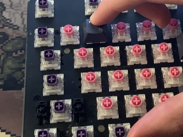 Varmilo MA87M Love Birds Switch Replacement: 手順 4、 2の画像 2