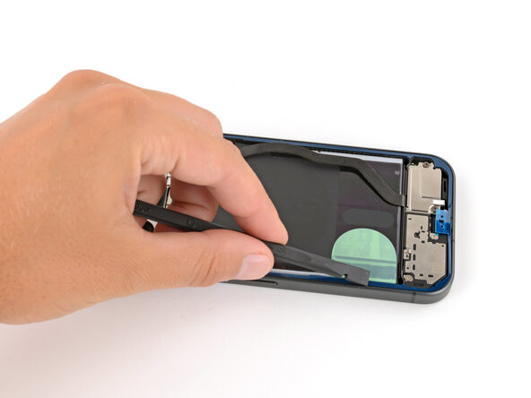 Google Pixel 10 Vibration Motor Replacement: 46 단계, 이미지 3개 중 2개