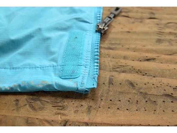 Plastic Tooth Zipper Issue Diagnosis, ISSUE: Missing zipper box or pin: crwdns2935265:04crwdnd2935265:02crwdnd2935265:03crwdne2935265:0