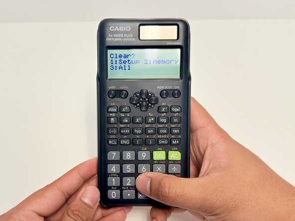 Casio fx-300ES Plus 2nd Edition Battery Replacement: 7 단계, 이미지 3개 중 1개