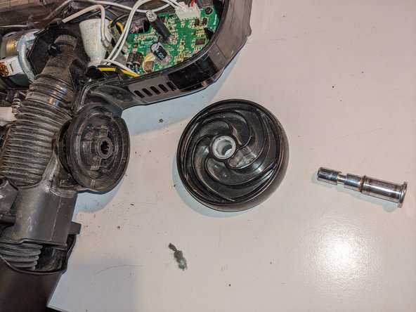 Shark IC160 ICZ160 P50 Floor Nozzle Teardown, Inside View, removing Wheels: crwdns2935265:04crwdnd2935265:02crwdnd2935265:03crwdne2935265:0