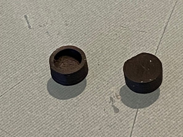 How to clean Cuisinart DGB-850 grinder: crwdns2935265:013crwdnd2935265:02crwdnd2935265:02crwdne2935265:0