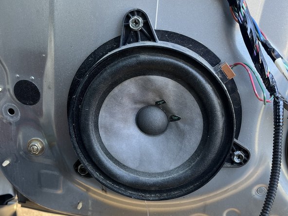 2006 Infiniti G35 Coupe Passenger Side Door Checker Replacement: crwdns2935265:08crwdnd2935265:02crwdnd2935265:03crwdne2935265:0