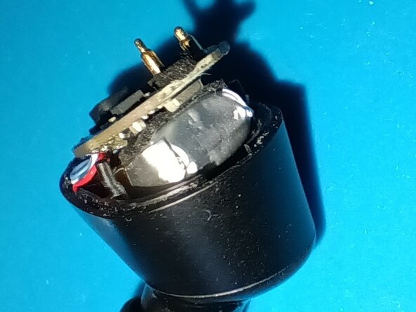 fix rattling sound, Lift the PCB: crwdns2935265:09crwdnd2935265:02crwdnd2935265:02crwdne2935265:0