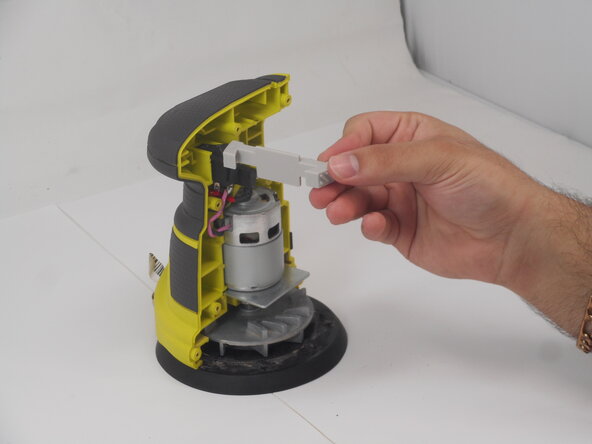 Ryobi P411 Motor Replacement, Switch Trigger: crwdns2935265:03crwdnd2935265:03crwdnd2935265:03crwdne2935265:0