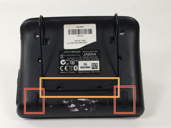 Jabra Freeway Battery Replacement, Front Panel: crwdns2935265:01crwdnd2935265:02crwdnd2935265:03crwdne2935265:0