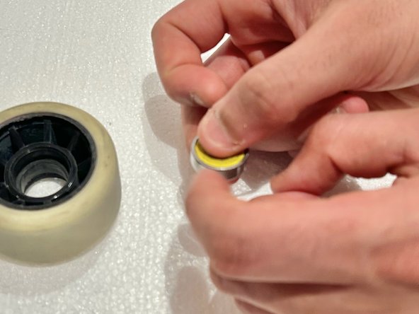 Wobbly Wheel Replacement & Frame Tightening: crwdns2935265:04crwdnd2935265:02crwdnd2935265:02crwdne2935265:0