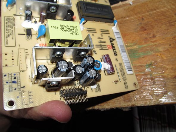 Acer AL2216W Capacitor Replacement, Remove the old capacitors: crwdns2935265:016crwdnd2935265:02crwdnd2935265:03crwdne2935265:0