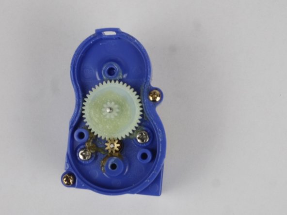 iRobot Roomba 630 Side Brush Motor Replacement: crwdns2935265:04crwdnd2935265:02crwdnd2935265:02crwdne2935265:0