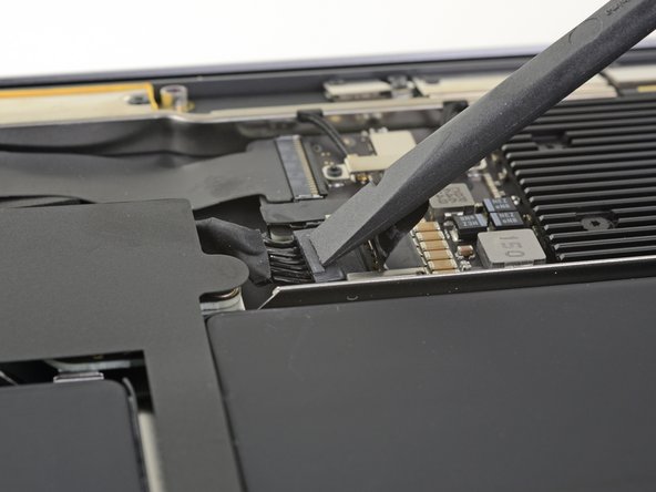 MacBook Air 13" Retina Display 2020 Display Assembly Replacement: crwdns2935265:05crwdnd2935265:02crwdnd2935265:02crwdne2935265:0