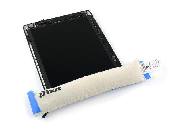 Removing a Cracked Front Panel: crwdns2935265:08crwdnd2935265:03crwdnd2935265:03crwdne2935265:0